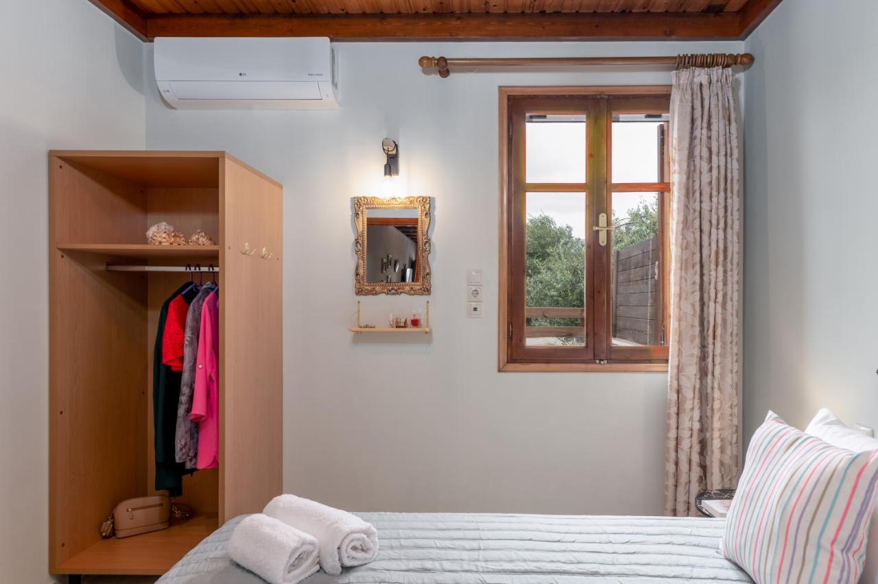 Studio De Bosset Argostoli  Bagian luar foto