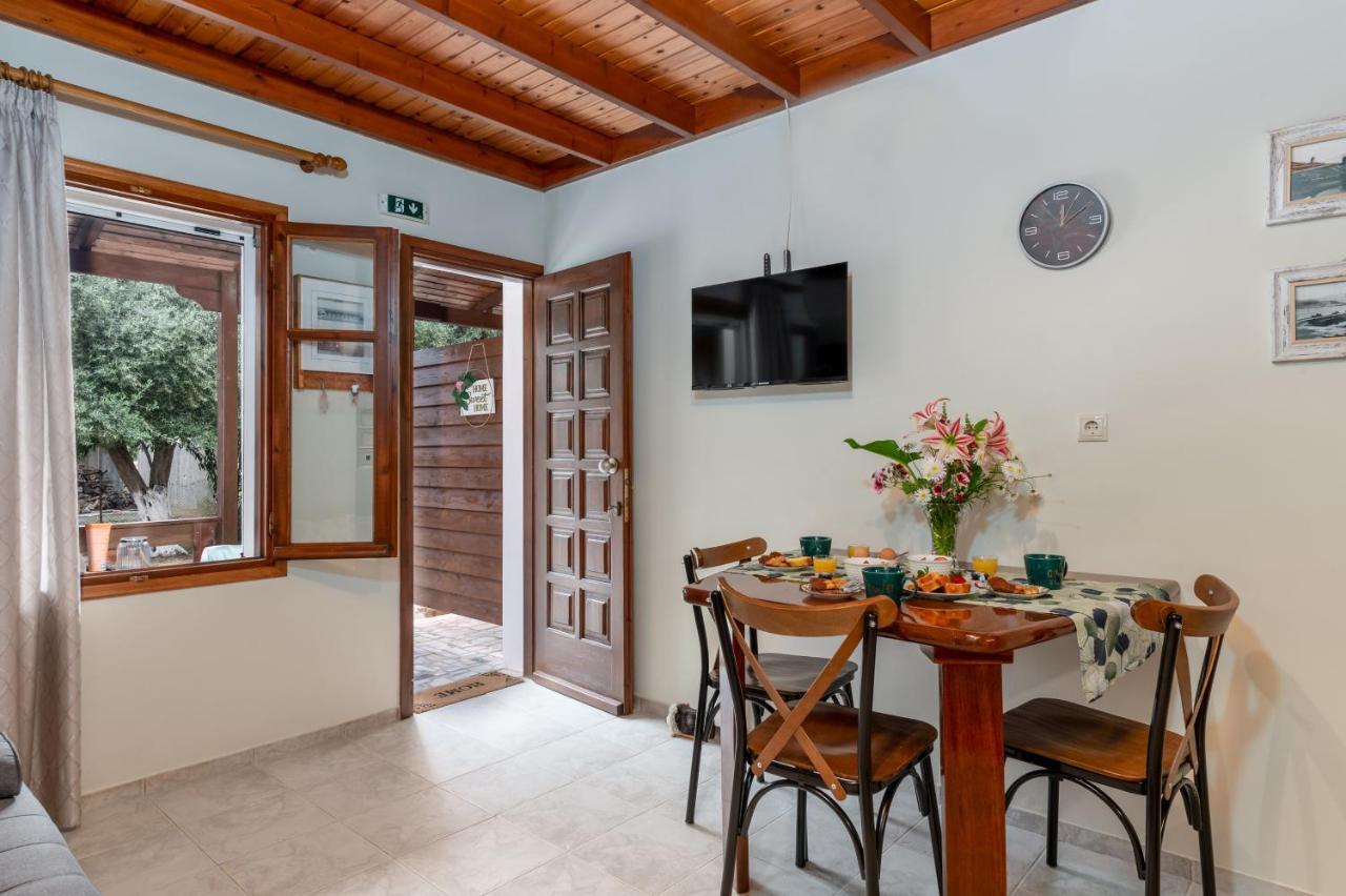 Studio De Bosset Argostoli  Bagian luar foto